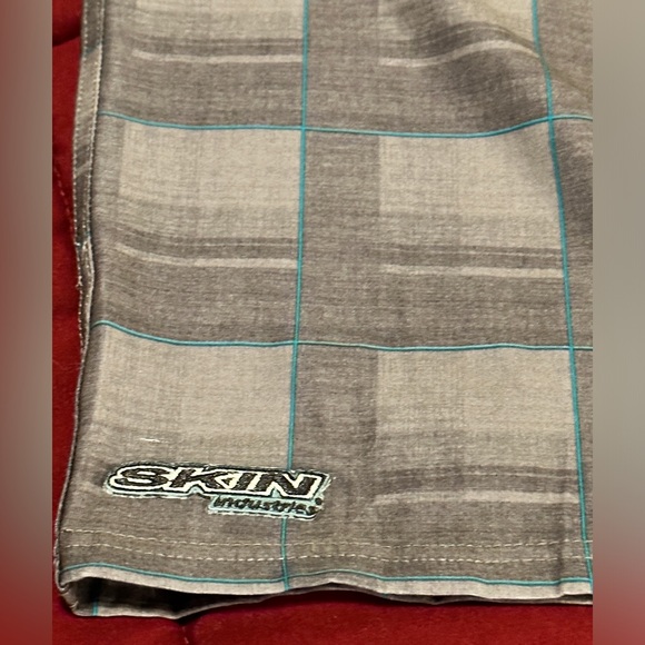 RARE** Skin Industries size 34 shorts - Picture 2 of 9